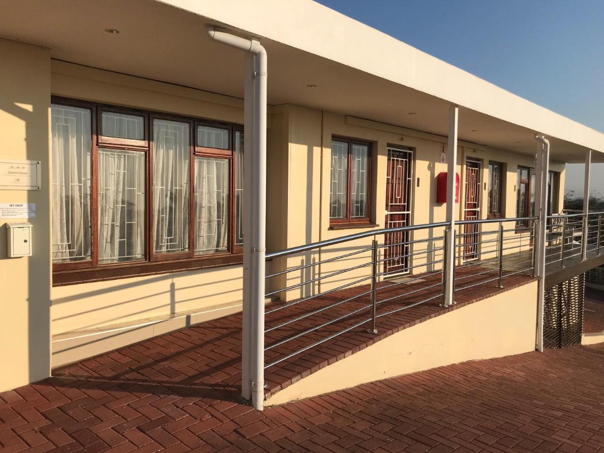The Meritus Guest House Westville Esterno foto