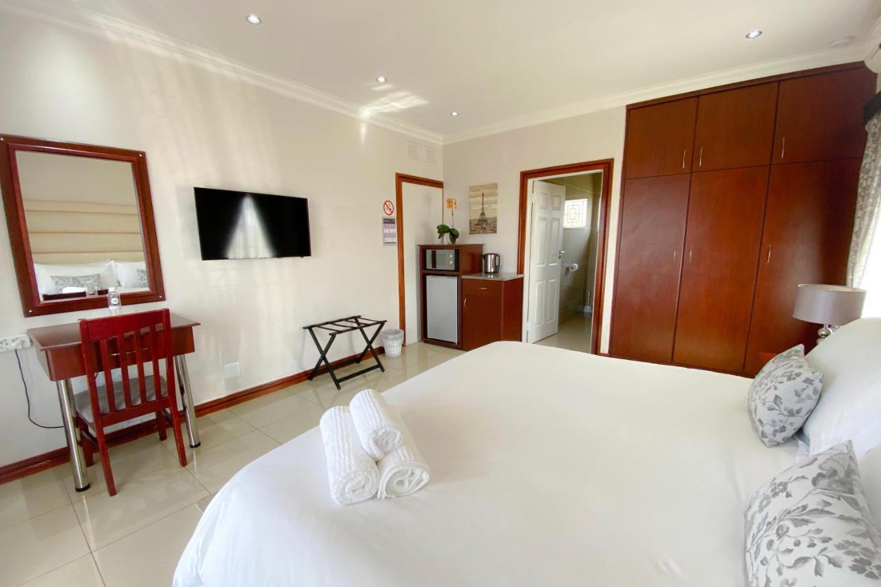 The Meritus Guest House Westville Esterno foto