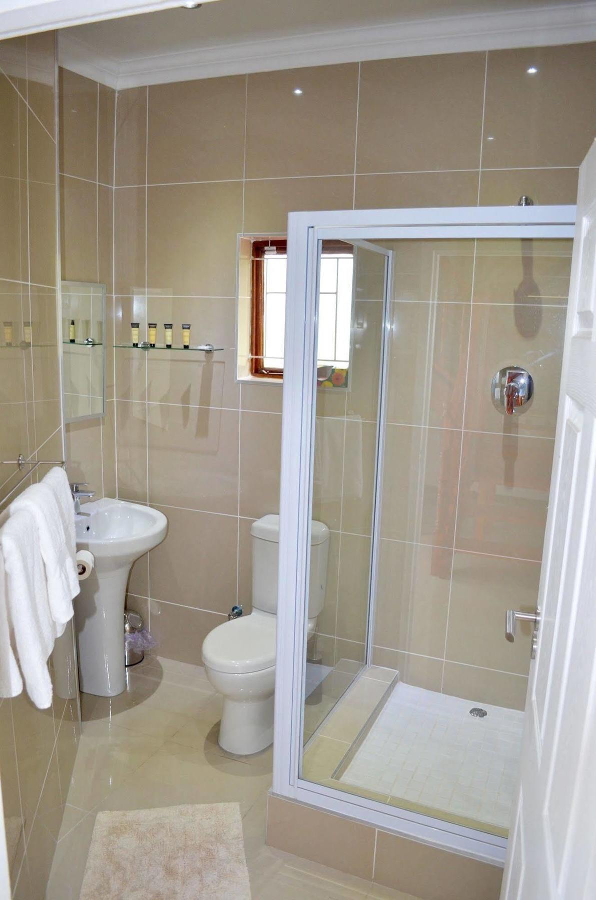 The Meritus Guest House Westville Esterno foto